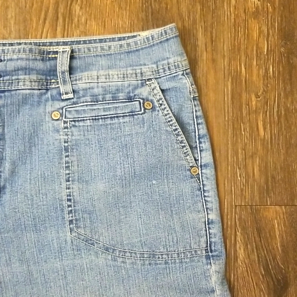 Style & Co Jeans Tummy Control Ladies Women Blue Jean Shorts Size 18 - Picture 4 of 6